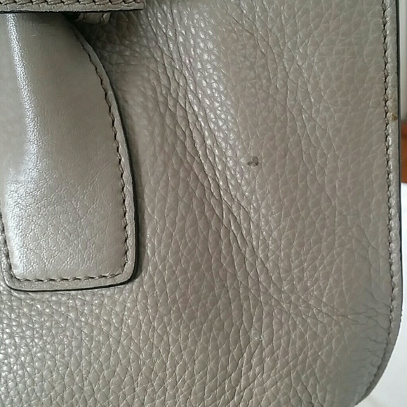 AUTHENTIC Prada Vitello Daino leather tote - Picture 6 of 15
